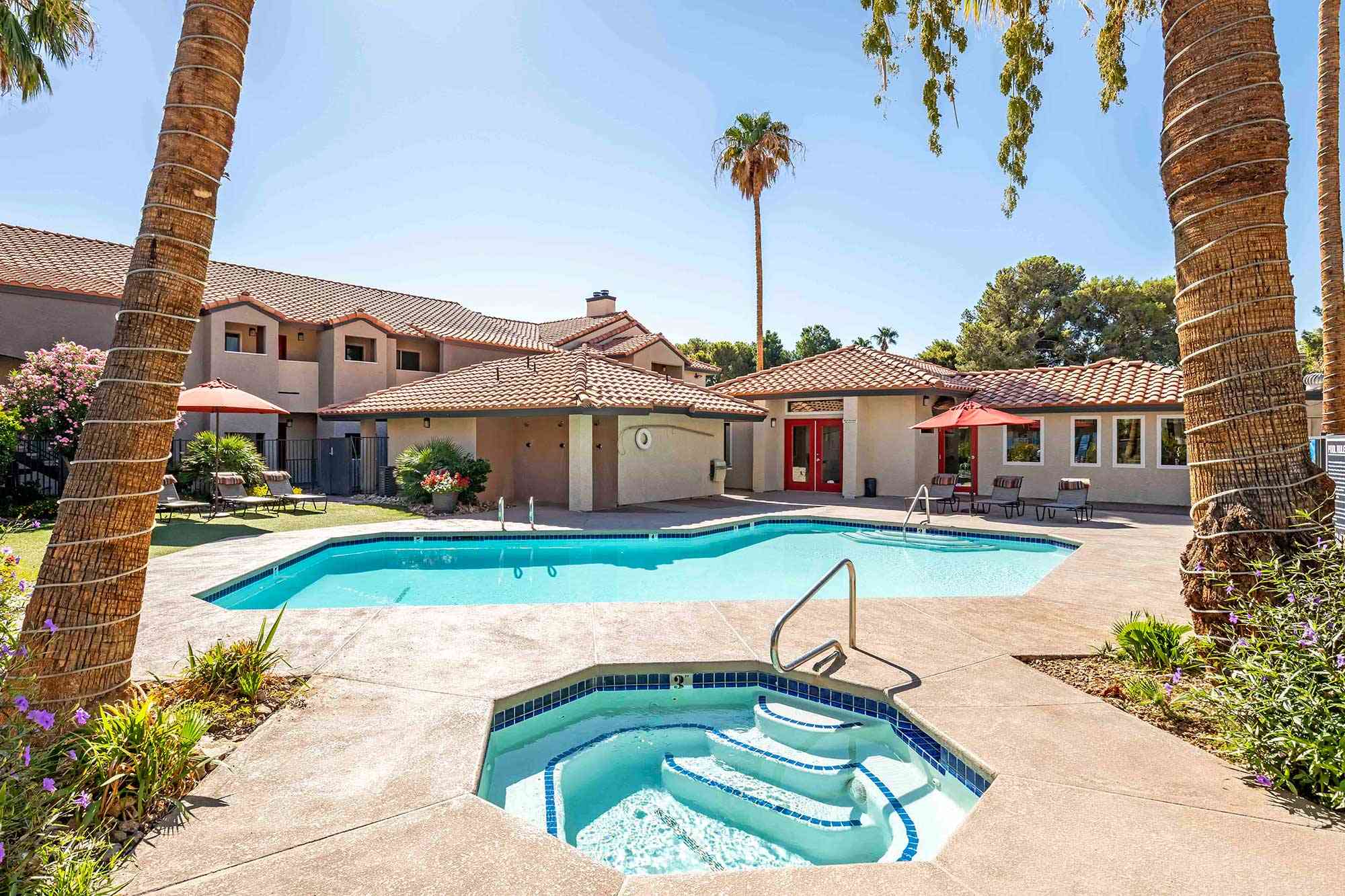 fifty101 apartment community pool